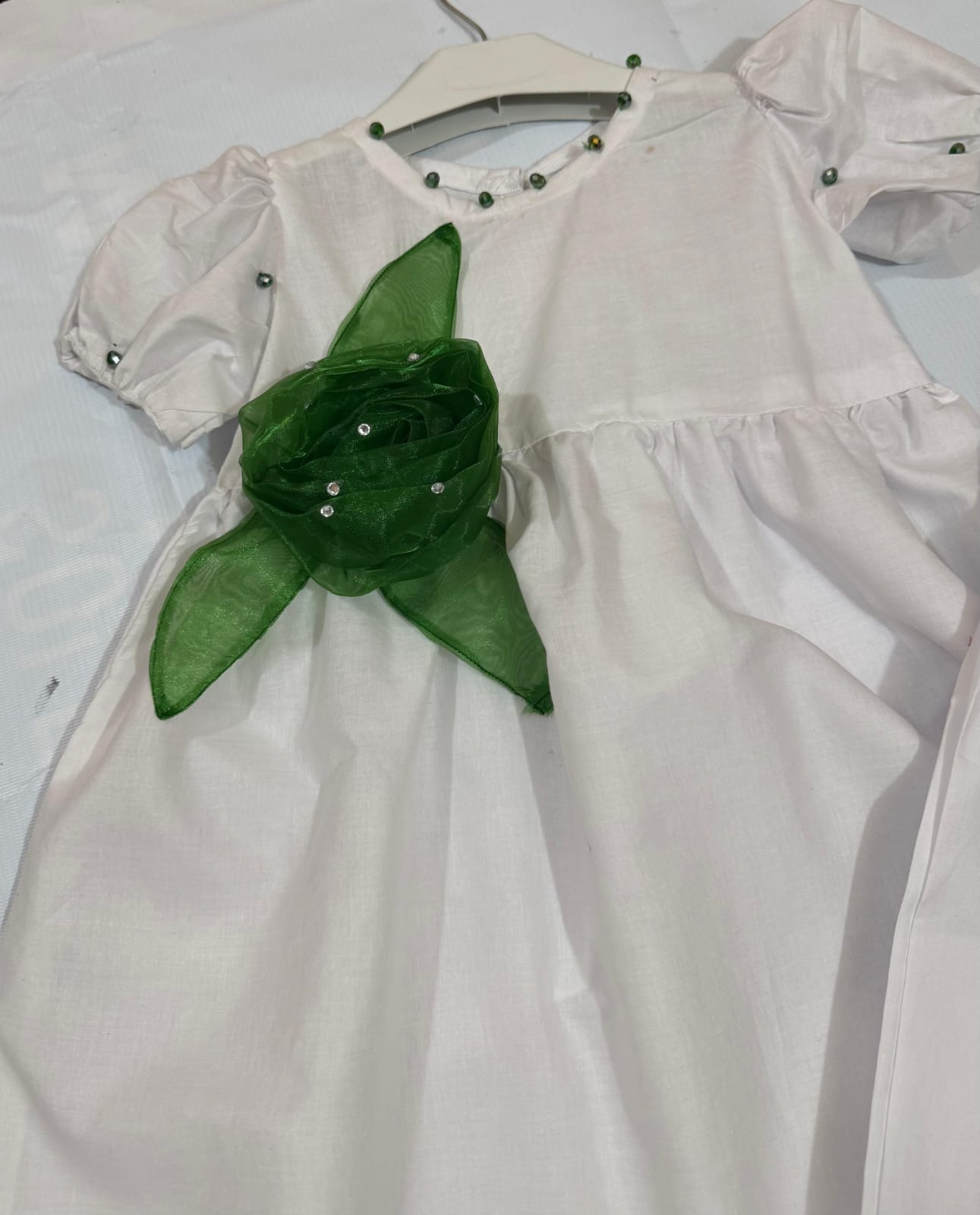 Elegant White Cotton Suit with Green Dupatta